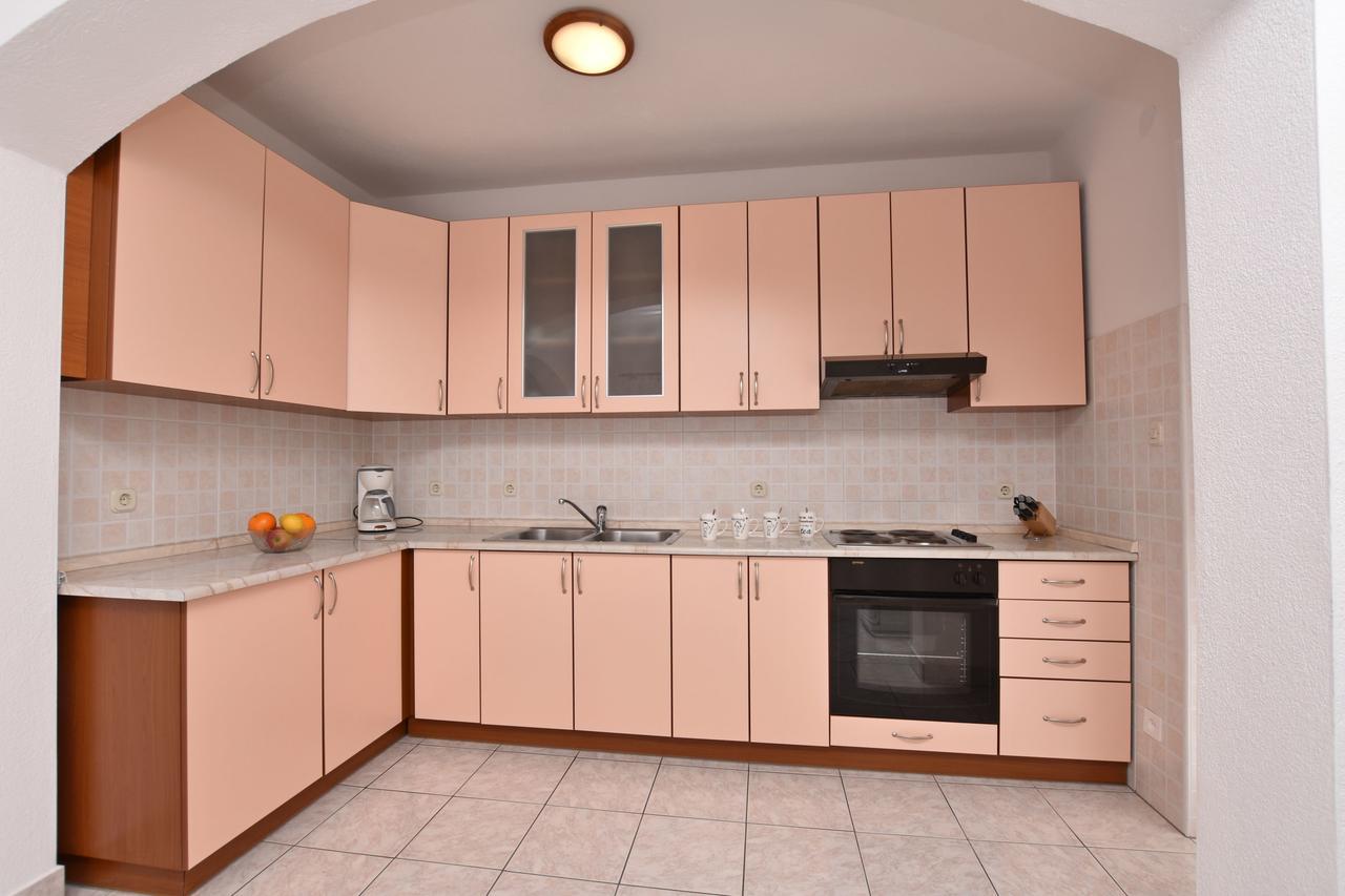 Apartment Angelina Брела Экстерьер фото